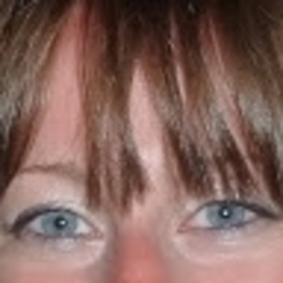 Meet your Posher, Danielle - Picture 1 of 1